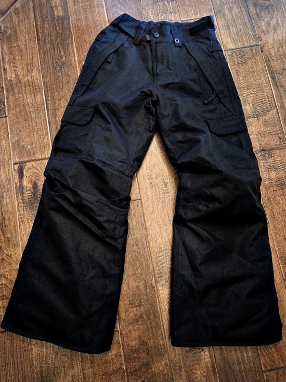 686 Boys Cargo  Black Snow Pants Size Small